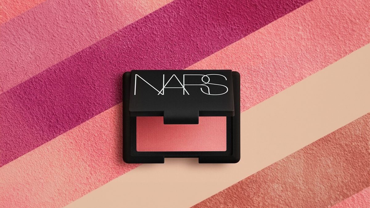 Os 15 blushes mais vendidos e que ficam bem a toda a gente 1 Os 15 blushes mais vendidos e que ficam bem a toda a gente