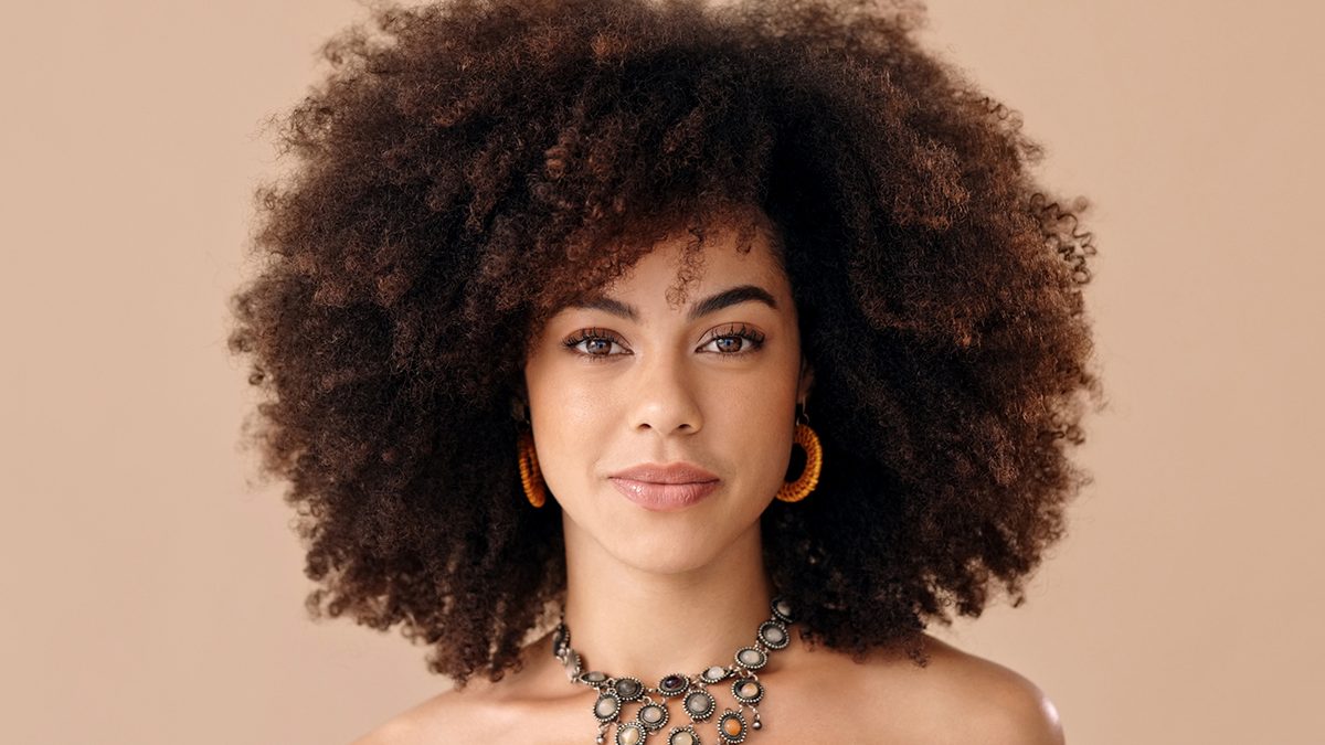Os 8 melhores produtos profissionais para cuidar do cabelo afro 1 Os 8 melhores produtos profissionais para cuidar do cabelo afro