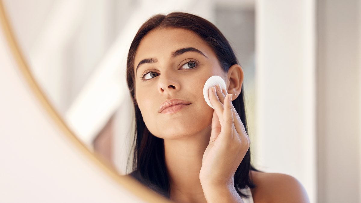 Os 13 melhores produtos de limpeza facial para uma pele sem imperfeições 1 Os 13 melhores produtos de limpeza facial para uma pele sem imperfeições