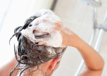 CHAMPUS PELO GRASO FINO