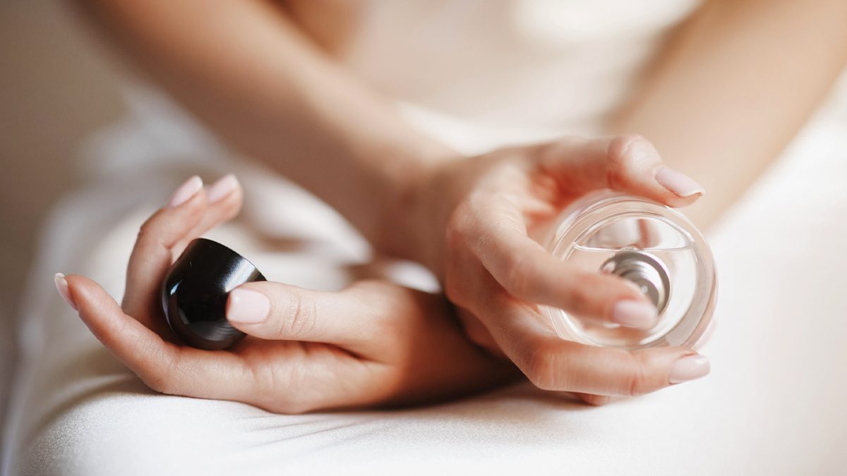 Os 14 melhores perfumes frescos para mulher: viciantes, elegantes e muito duradouros 1 Os 14 melhores perfumes frescos para mulher: viciantes, elegantes e muito duradouros