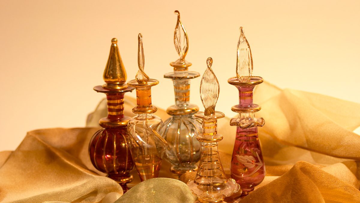 Os melhores perfumes árabes para mulher 1 Os melhores perfumes árabes para mulher
