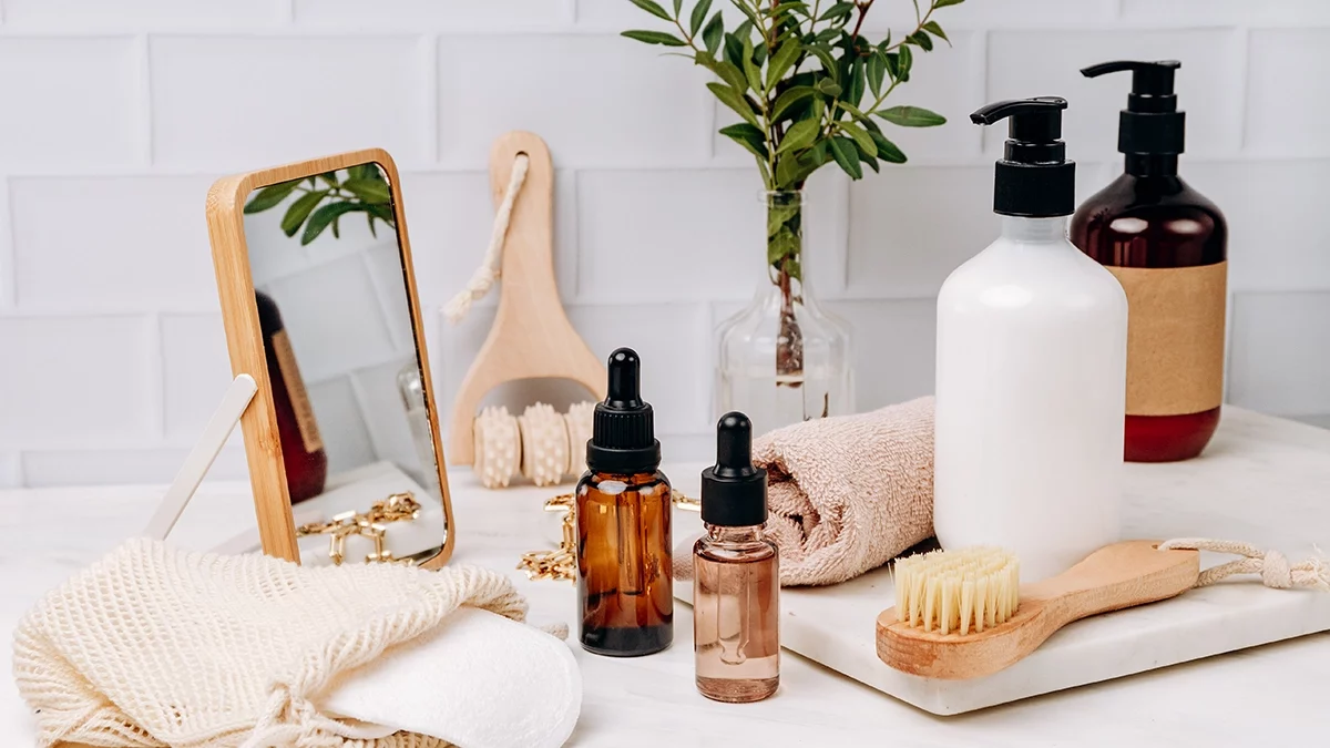 Dá uma nova vida à tua maquilhagem: recicla com consciência! 1 Dá uma nova vida à tua maquilhagem: recicla com consciência!
