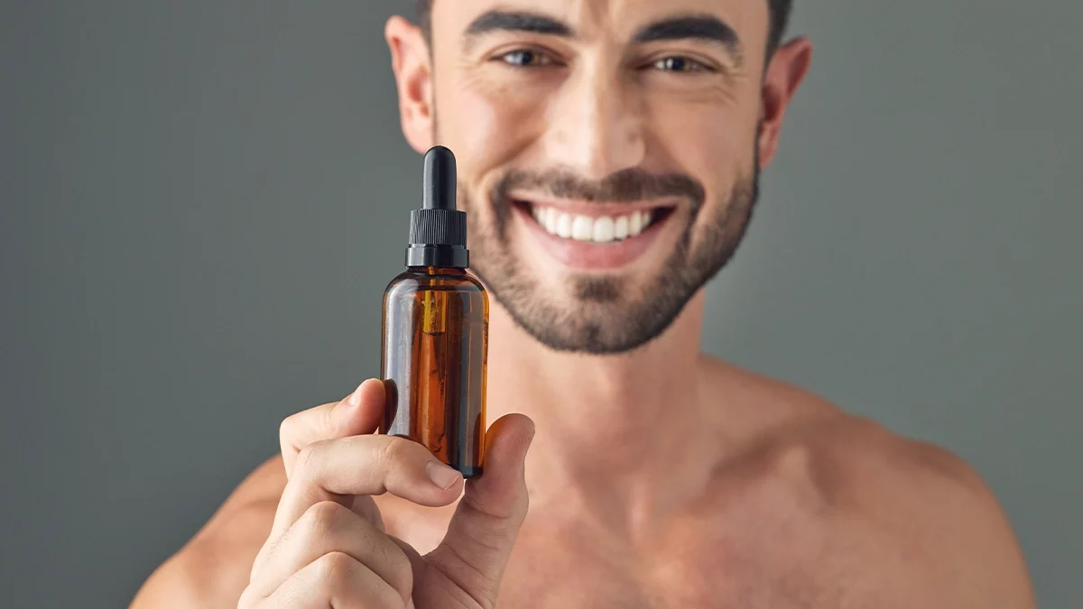 Prós e contras: usar minoxidil para fazer crescer a tua barba