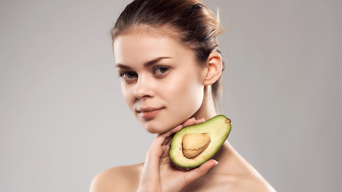 Alerta beauty junkie: el aceite de aguacate para el pelo va ser tu siguiente must