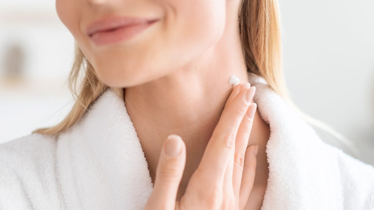 Guía práctica para el cuidado de cuello y escote (y las mejores cremas)