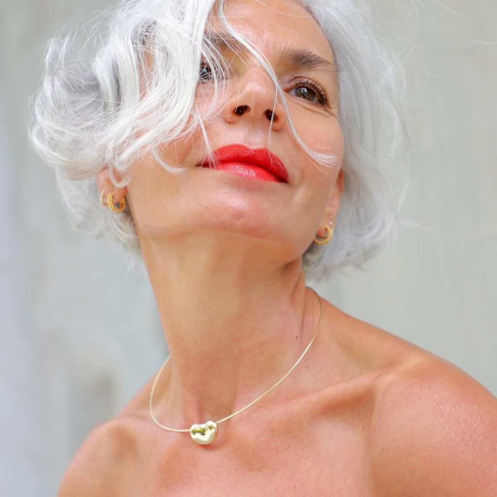 Alucinarás con los mejores cortes de pelo que rejuvenecen a los 50.