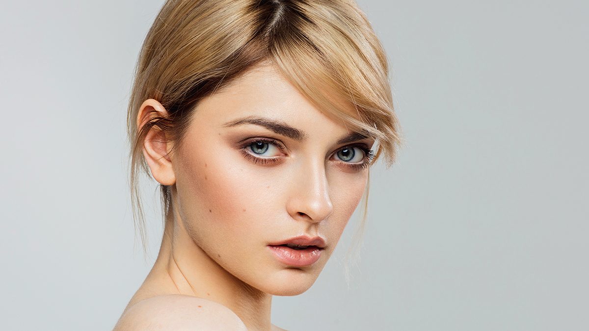 Las mejores prebases para un maquillaje sin brillos