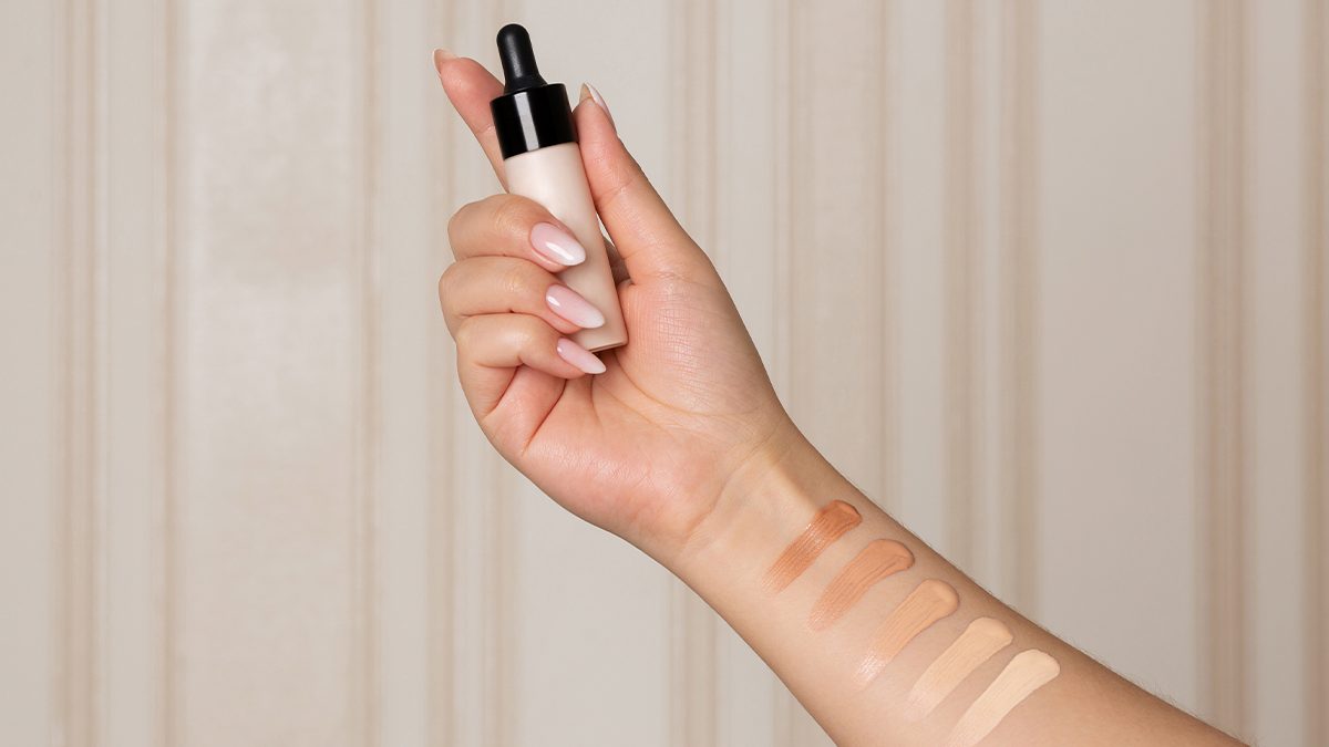 Las 12 mejores bases de maquillaje hipoalergénicas de 2026