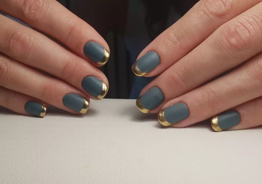 Estas son las mejores ideas de uñas en gris