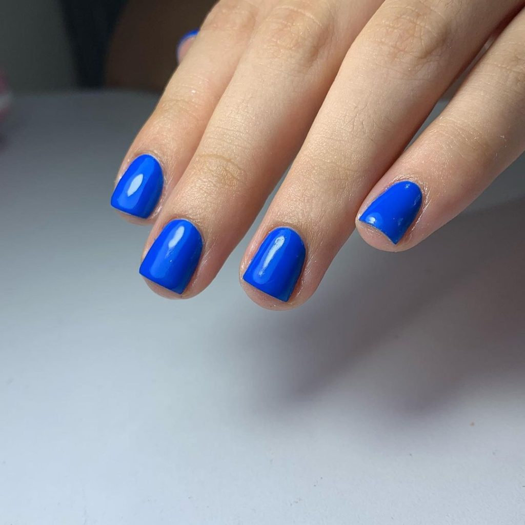 Estas son las mejores ideas de uñas azules