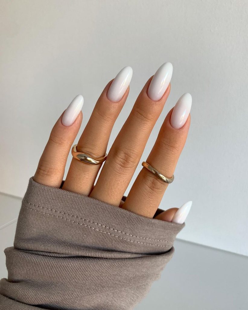Estas son las mejores ideas de uñas blancas