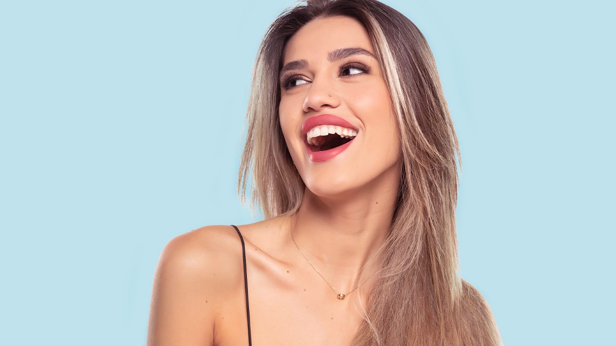 Las mechas más favorecedoras son las balayages morenas en pelo liso