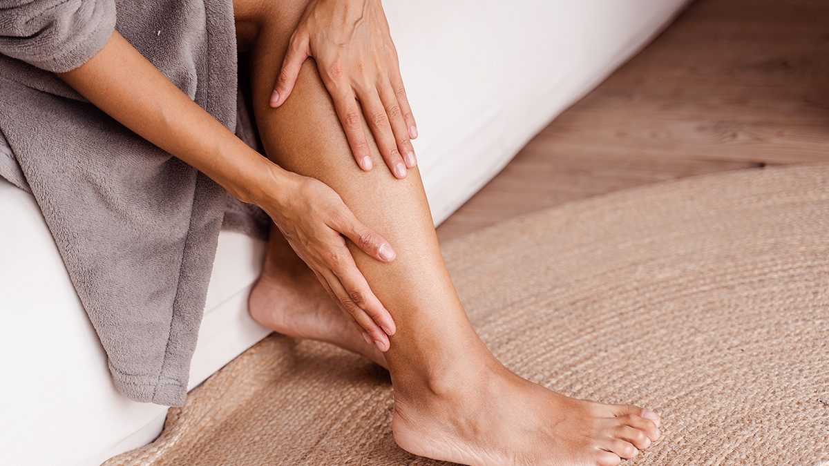 Si tienes las piernas cansadas, te recomendamos los geles fríos: los mejores según los expertos