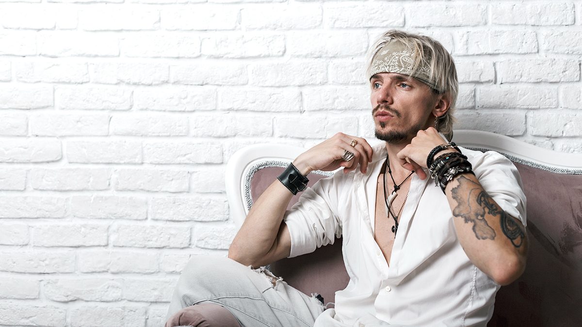 El look preferido por los famosos: las mechas rubio platino