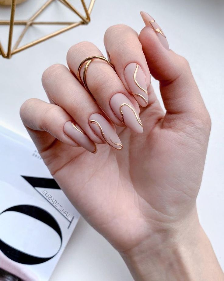 Estas ideas sencillas de uñas mate son las favoritas