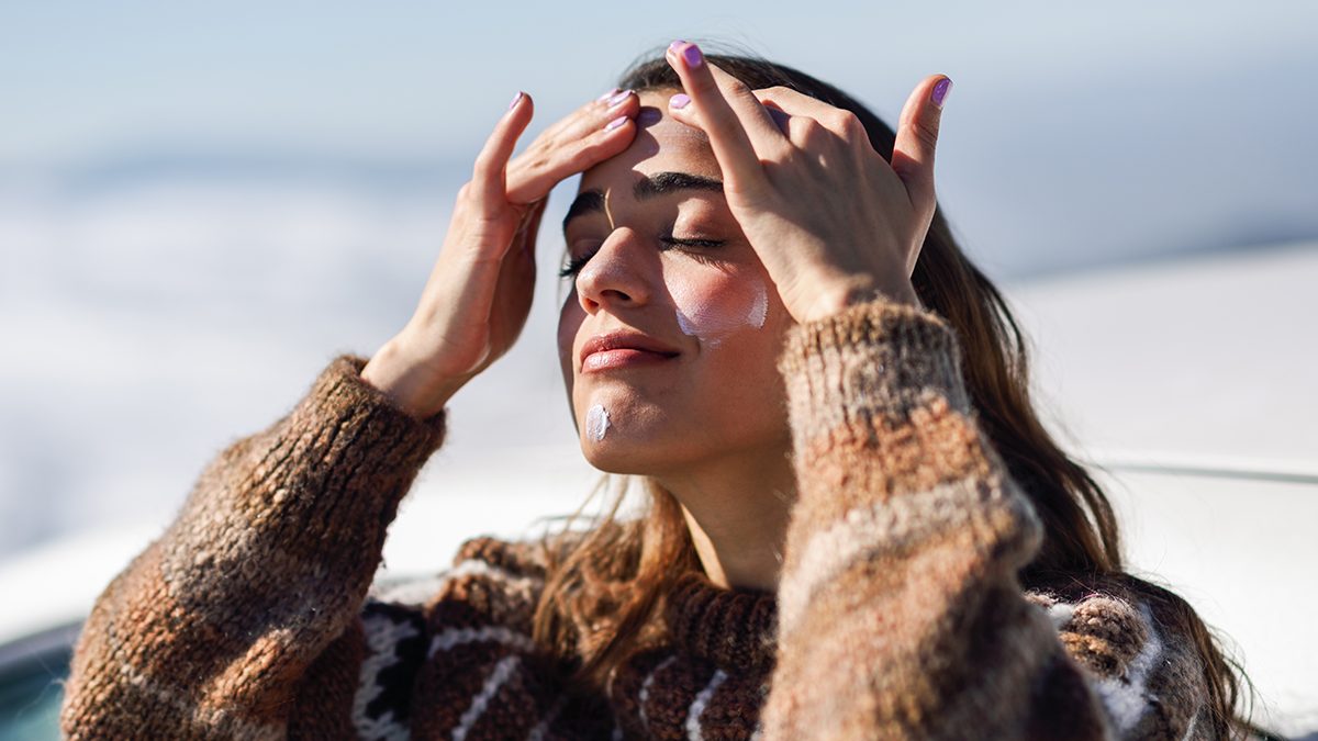 Por qué debes usar protector solar también en invierno