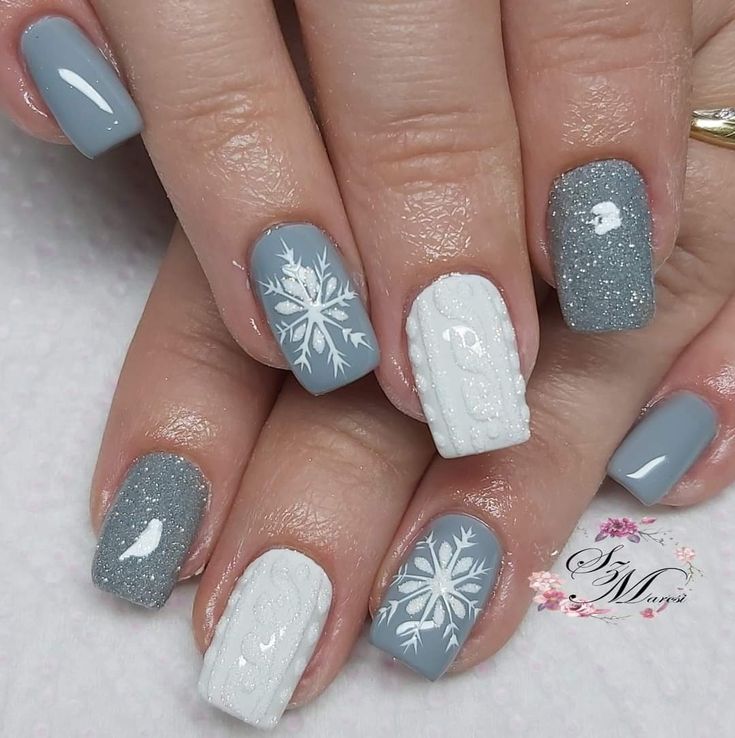 Las mejores ideas de uñas de Navidad