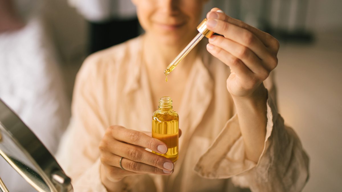 Los mejores aceites antienvejecimiento que tu piel necesita