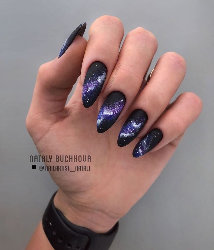 Toma nota de estos diseños de uñas acrílicas
