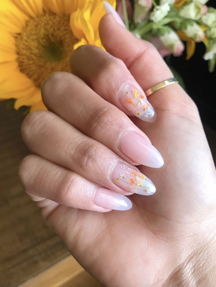 Toma nota de estos diseños de uñas acrílicas
