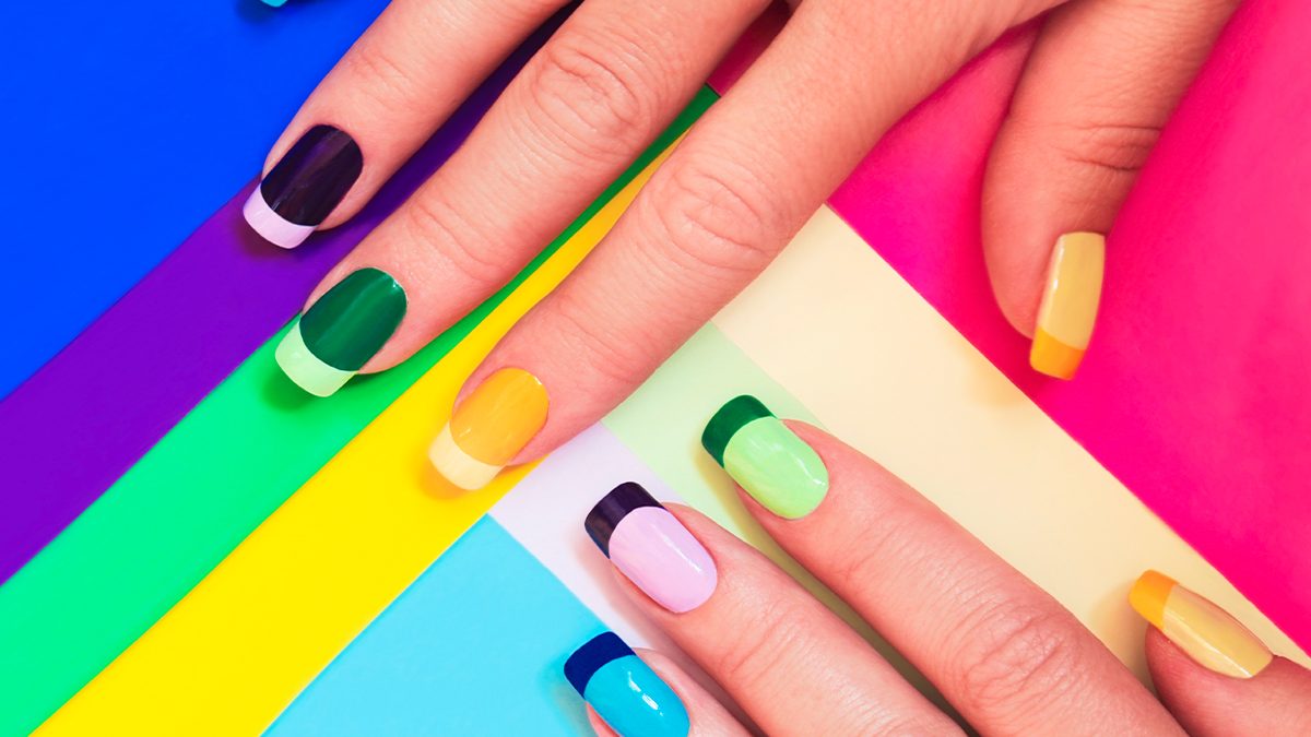 Inspírate con estos diseños de manicura francesa de colores