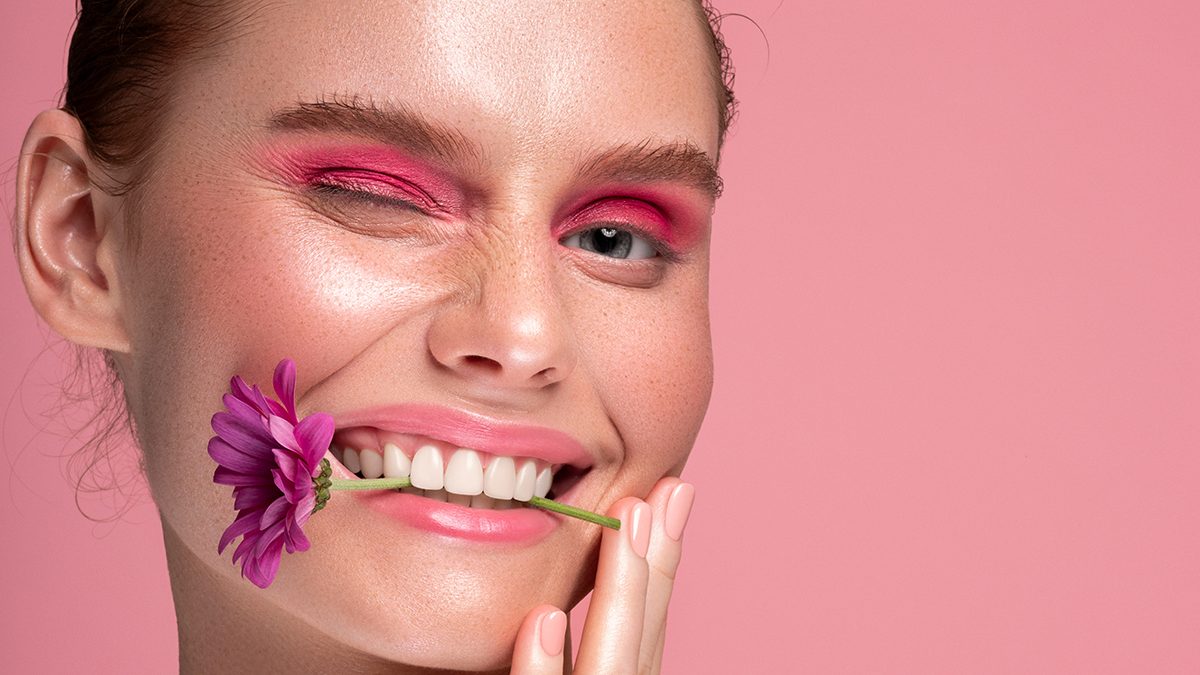 Todo lo que necesitas saber e incorporar a tu rutina de maquillaje si tienes la piel mixta