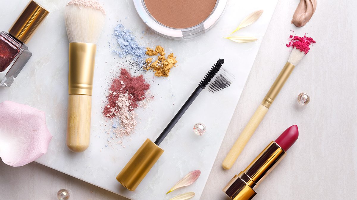 Los sets de maquillaje no van a durar mucho a este precio: ofertas disponibles en las rebajas de enero 2026