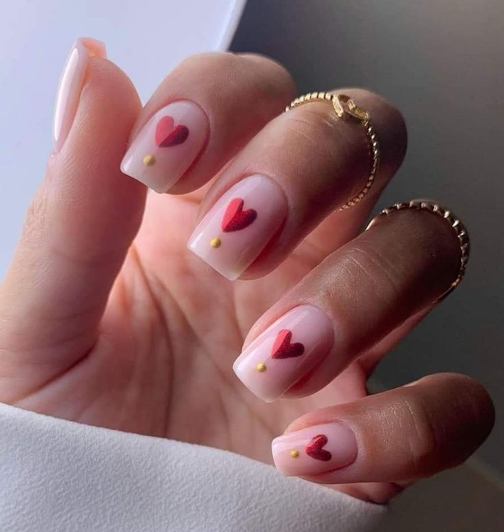 Ojo a las uñas de San Valentín que triunfan
