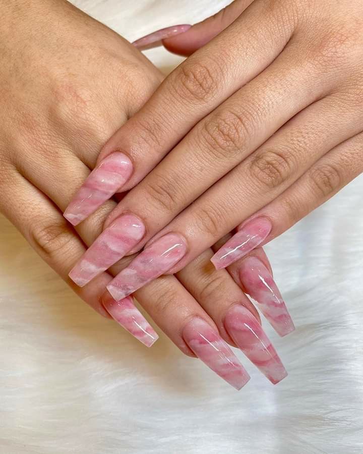 Ojo a las uñas de San Valentín que triunfan