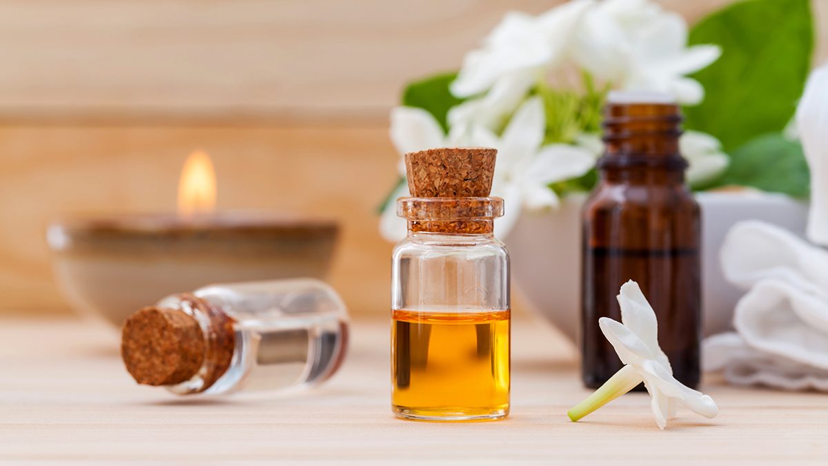 Aceite de jazmín: los beneficios que puede ofrecerte