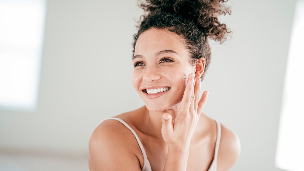 Mejora tu piel con retinol y vitamina B3 con Olay