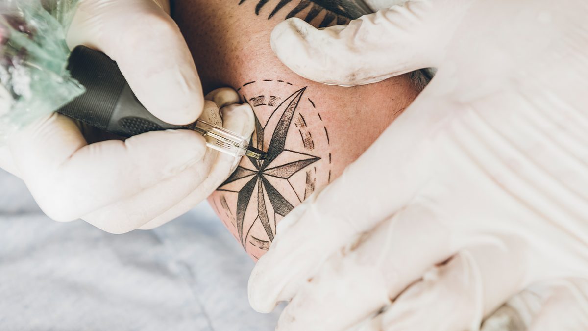El significado de las brújulas en los tatuajes