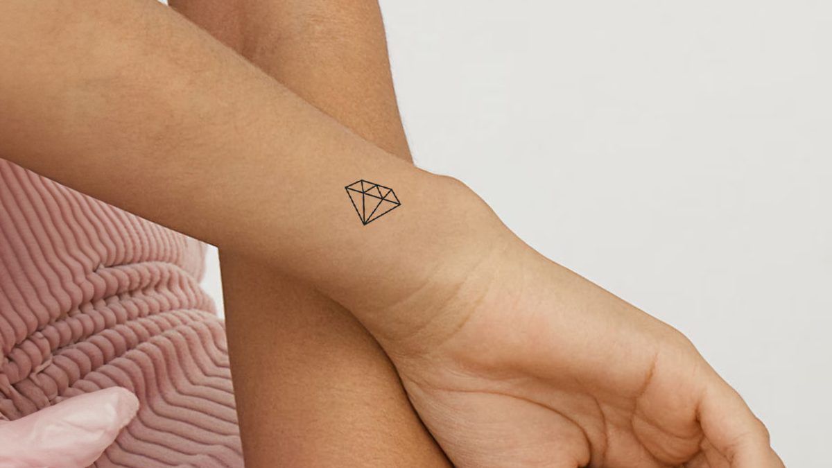 Ideas y significado de los tatuajes de diamantes