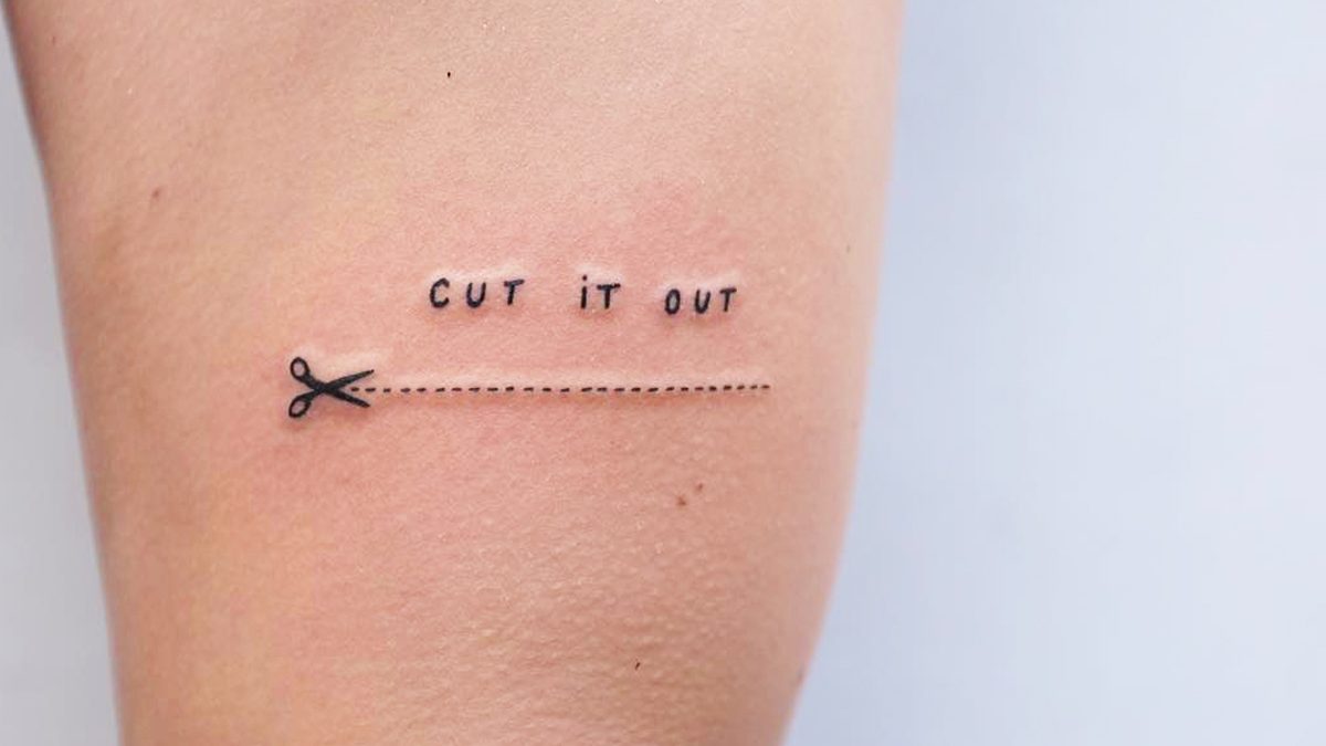 Mi tatuaje está rojo e hinchado: ¿qué le pasa y qué hago?