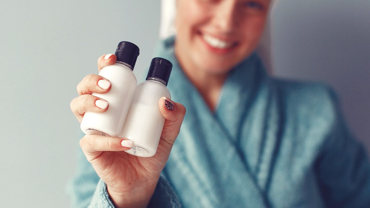 Los expertos han hablado: estas son las mejores formas de conservar tus cosméticos hoy