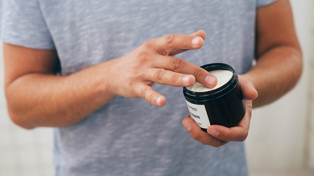 Hombres, estos son los 3 mejores productos con EGF que todos deberíais tener