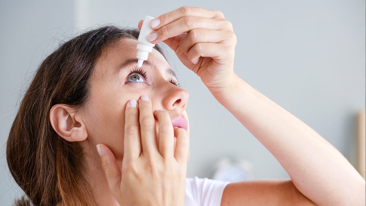Todo lo que necesitas saber si te sale un orzuelo en el ojo y qué hacer según expertos