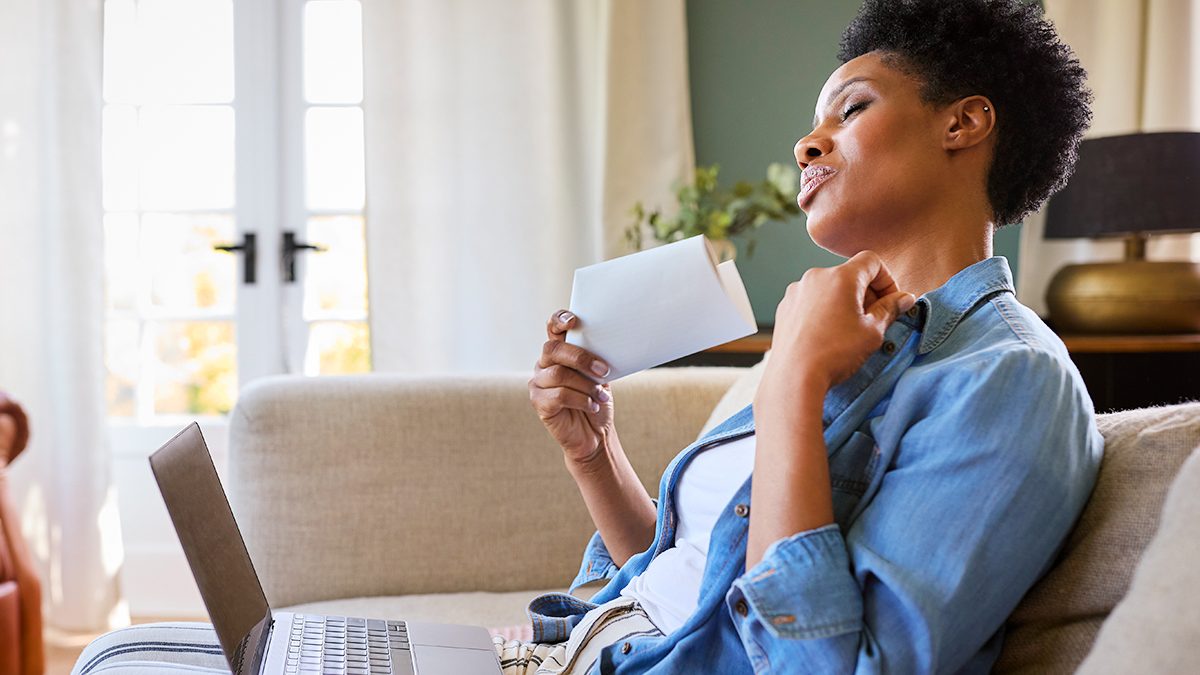 Sofocos en la menopausia: qué los causa y cómo prevenirlos