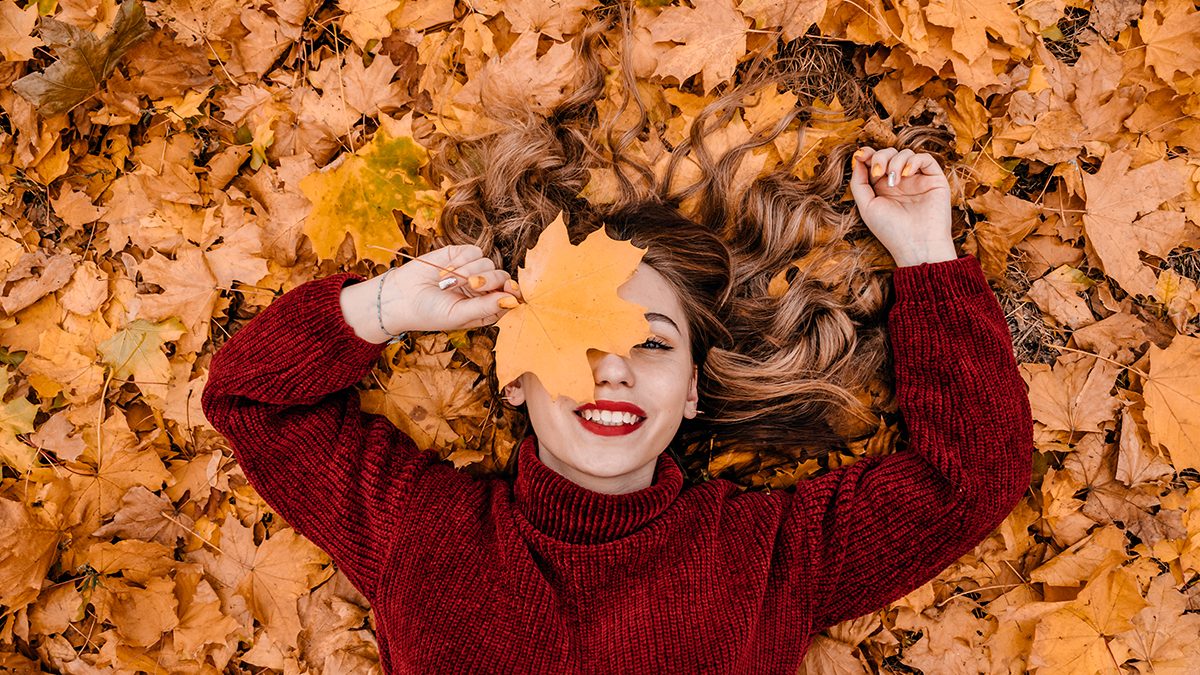 10 consejos que te podemos dar para cuidar tu cabello en otoño