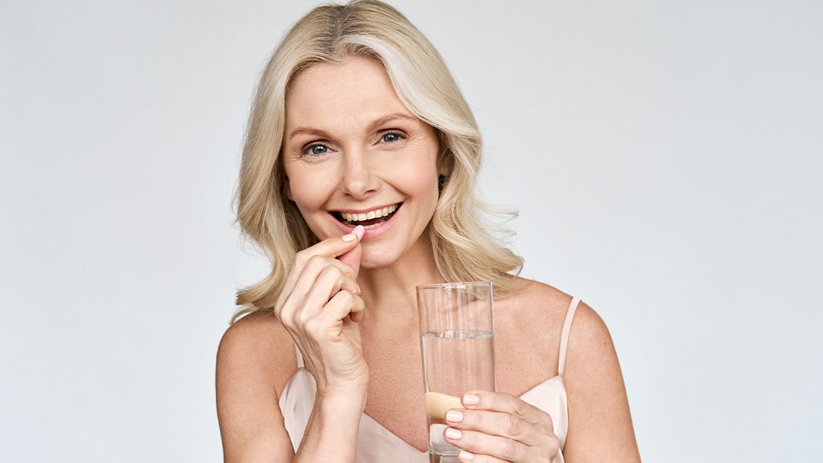 Las 5 mejores vitaminas que debes tomar si tienes la menopausia en 2026