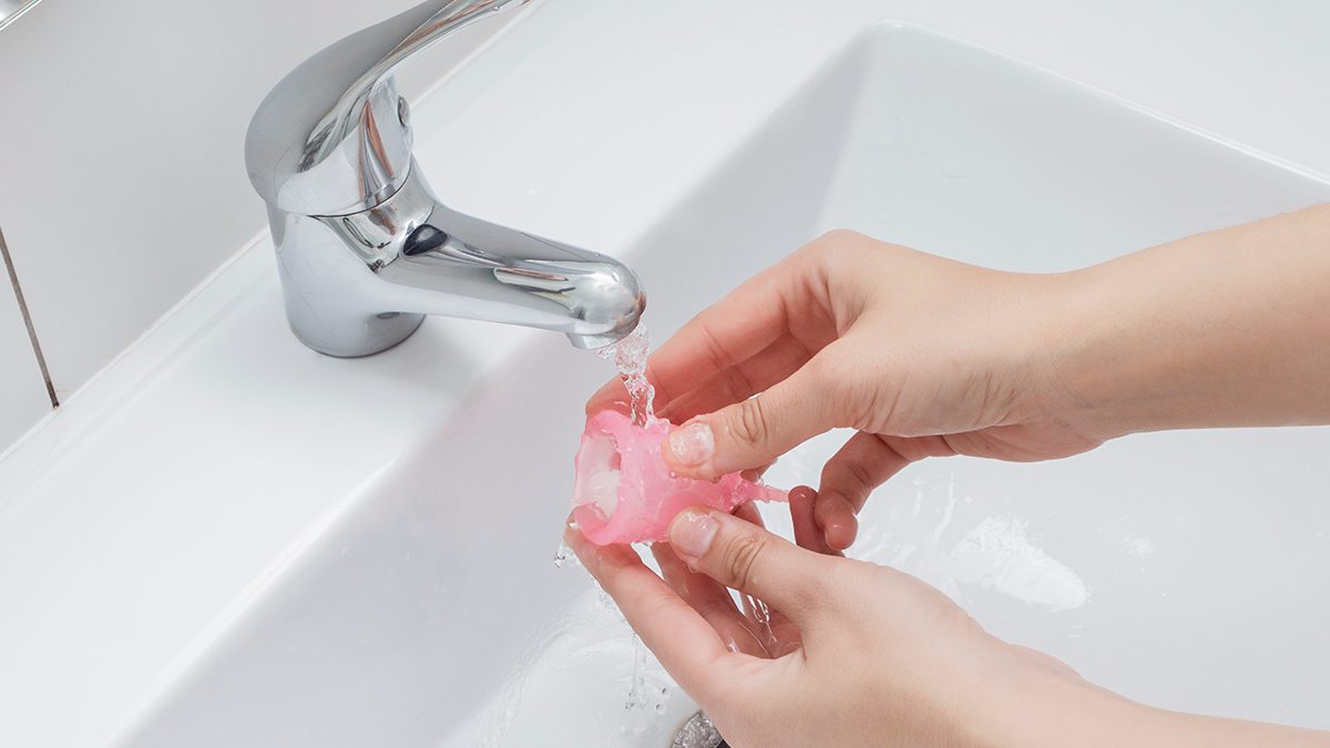 Cómo lavar e higienizar tu copa menstrual