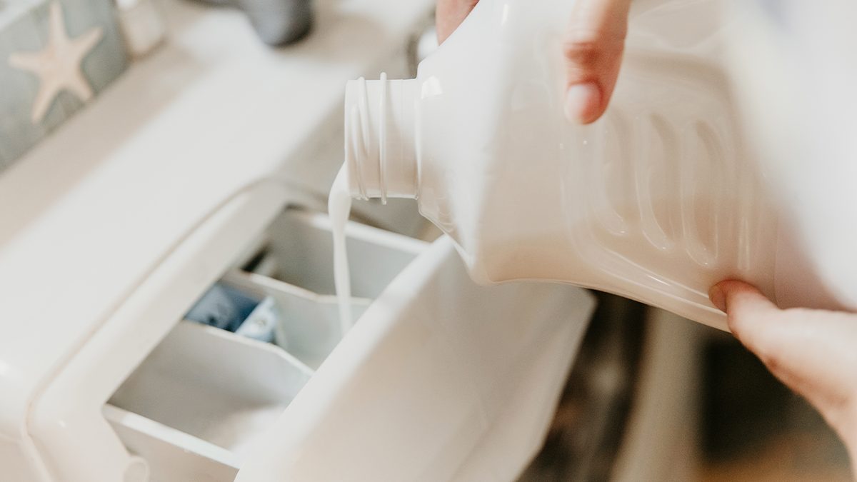 Consejos para limpiar la sangre menstrual de cualquier tela sin estropearla