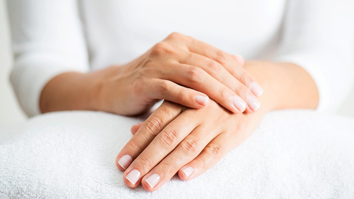 Estas son las 8 mejores manicuras para rejuvenecer tus manos: inspiración e ideas
