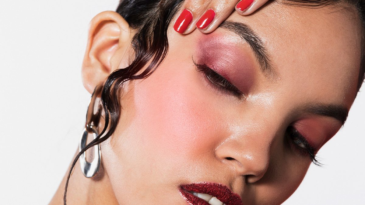 El mejor maquillaje para los rostros spicy