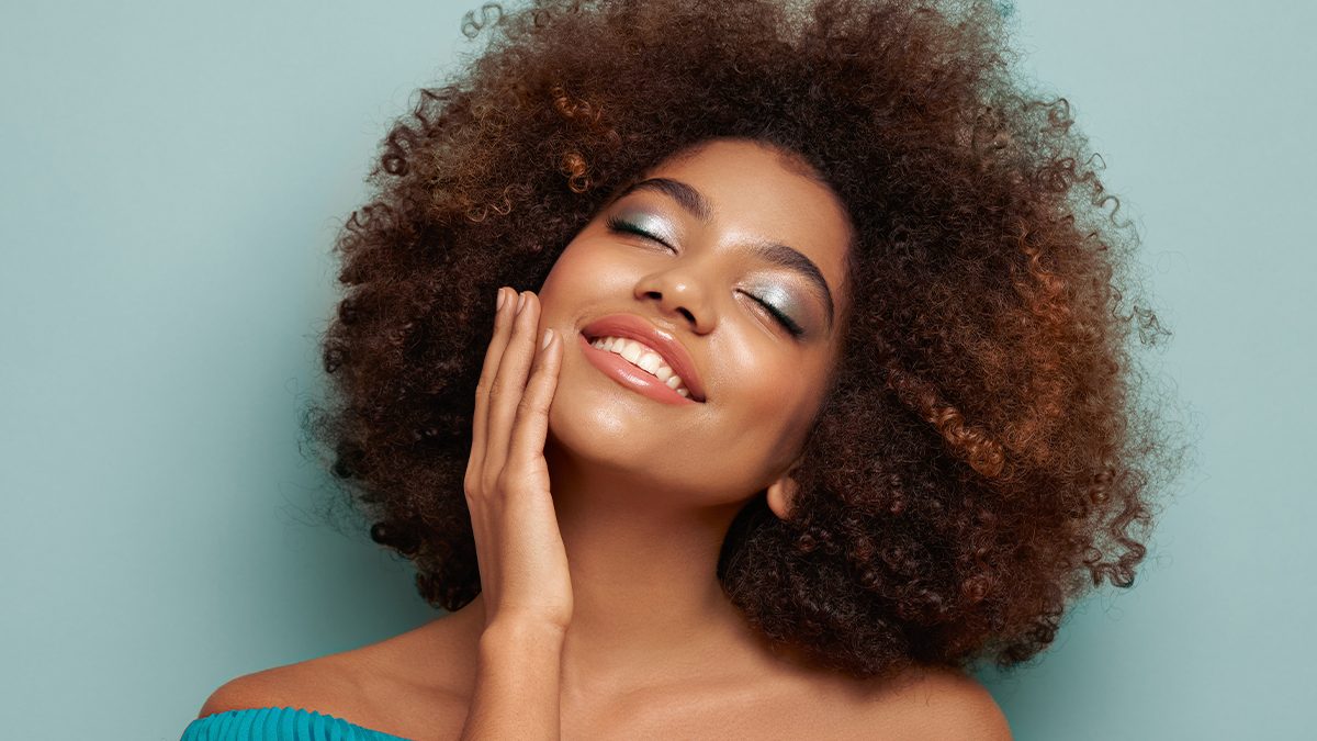 Las 6 mejores bases de maquillaje para pieles negras