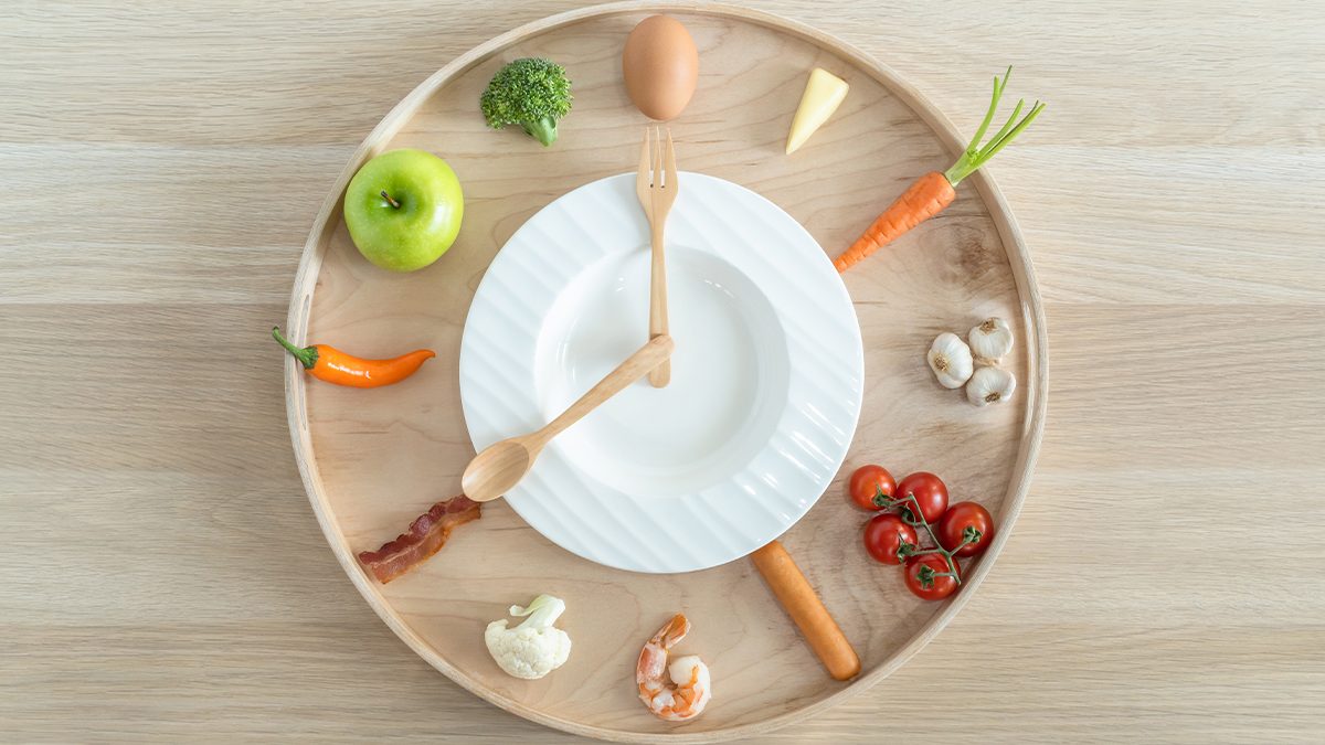 ¿Se puede hacer el ayuno intermitente con la menopausia? Sí, pero ten esto en cuenta