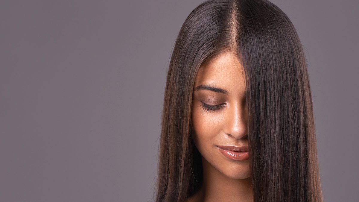 Debes cambiar la raya de tu pelo de vez en cuanto, o así afectará a la salud de tu cabello
