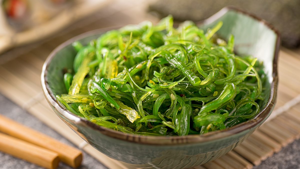 Wakame: qué es y todos los beneficios que tiene este famoso alimento asiático