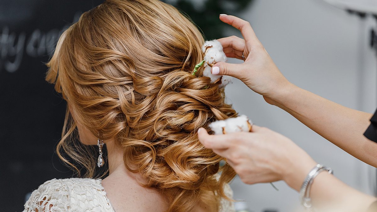 Los 6 mejores peinados para novias con bodas en invierno